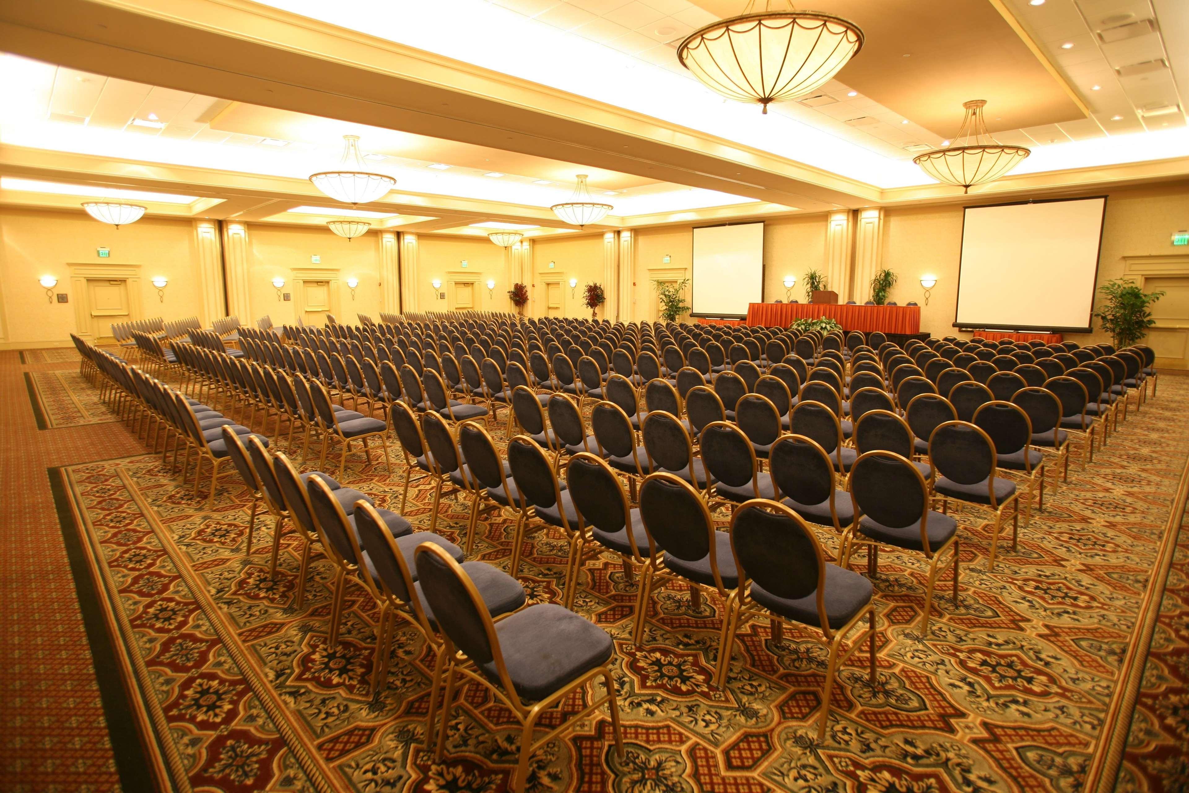 Hilton Garden Inn Suffolk Riverfront Extérieur photo
