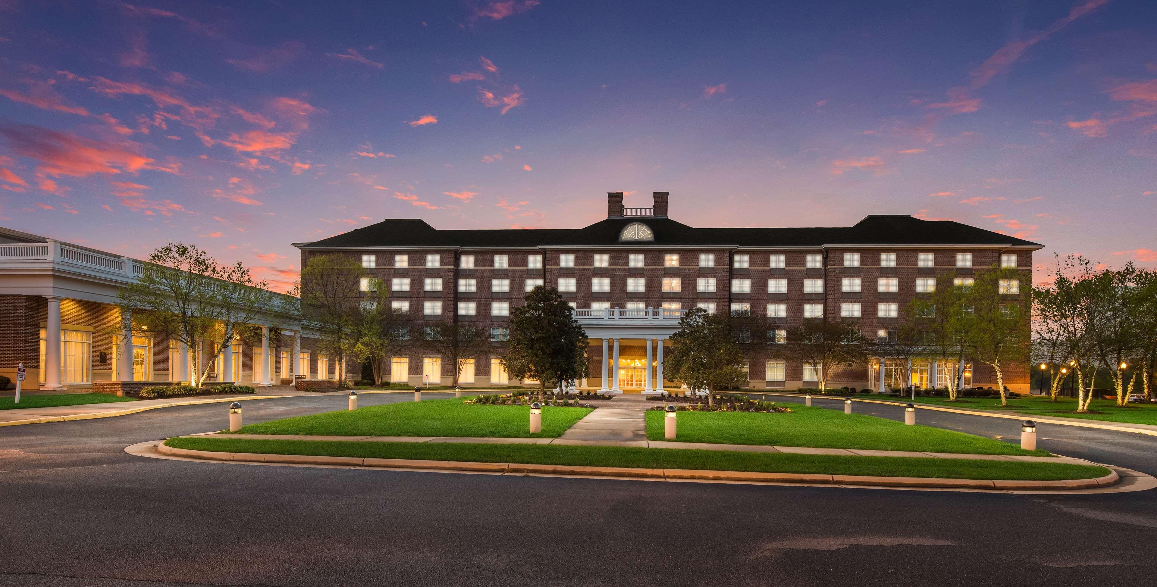 Hilton Garden Inn Suffolk Riverfront Extérieur photo
