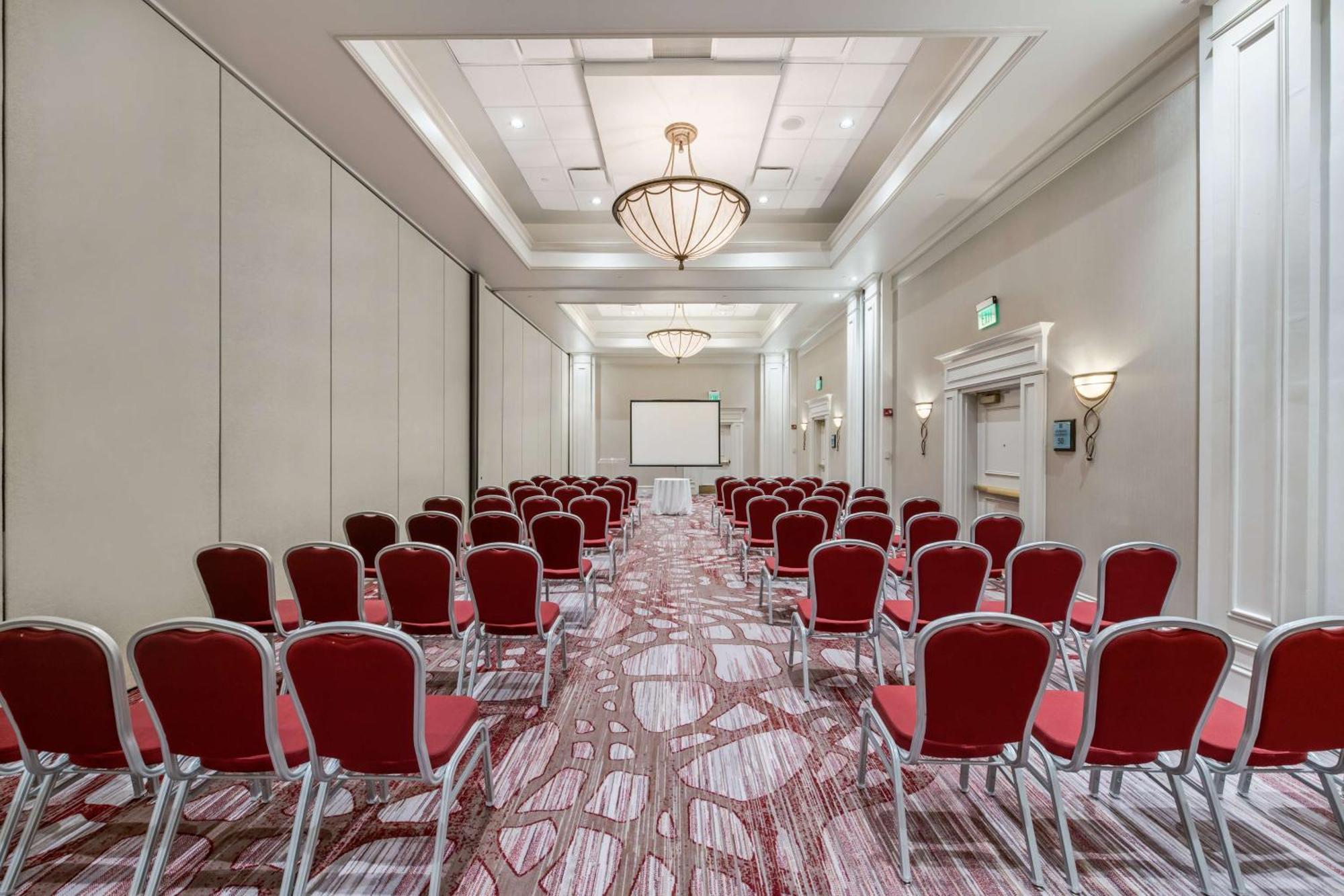 Hilton Garden Inn Suffolk Riverfront Extérieur photo