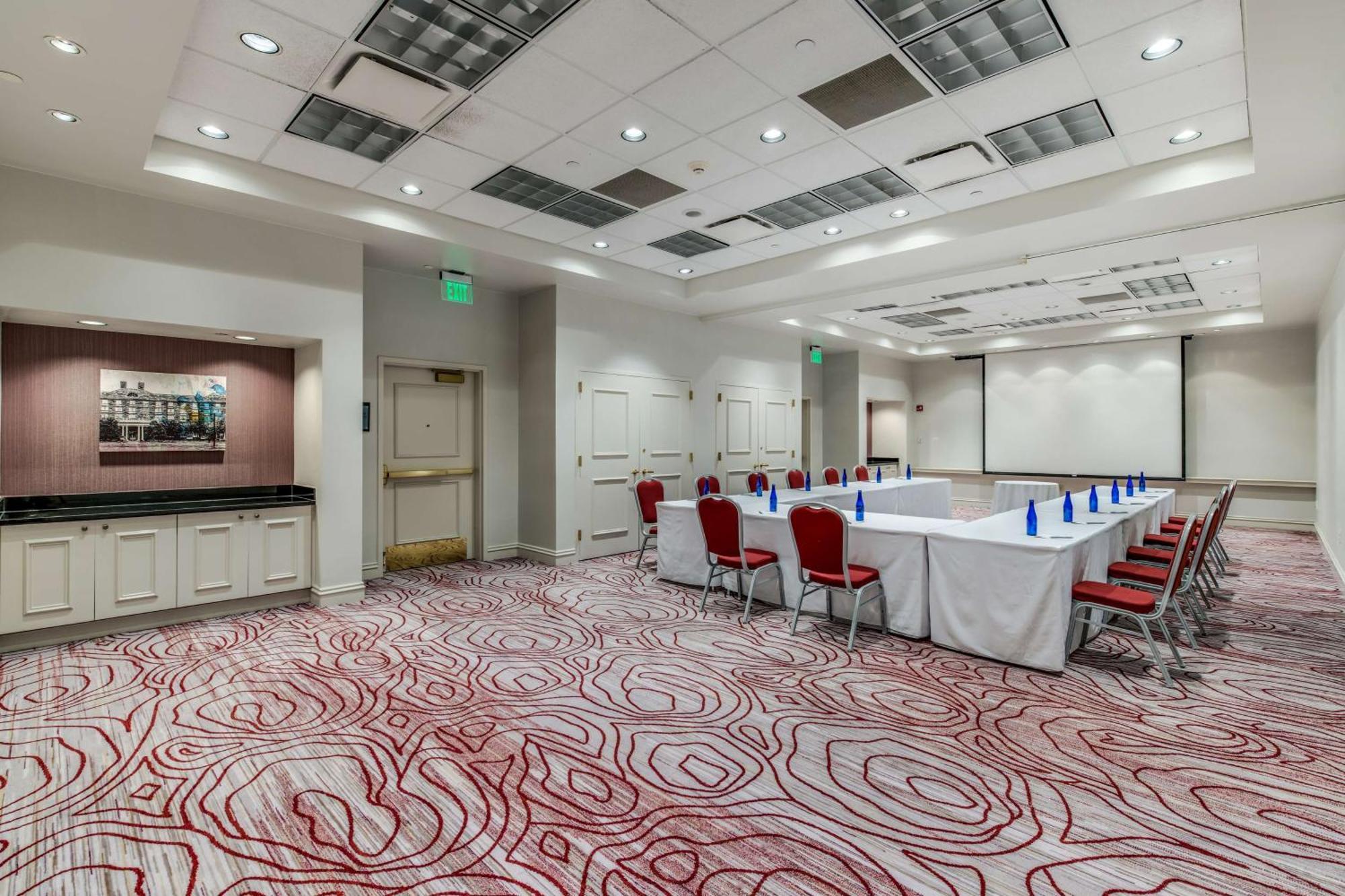 Hilton Garden Inn Suffolk Riverfront Extérieur photo